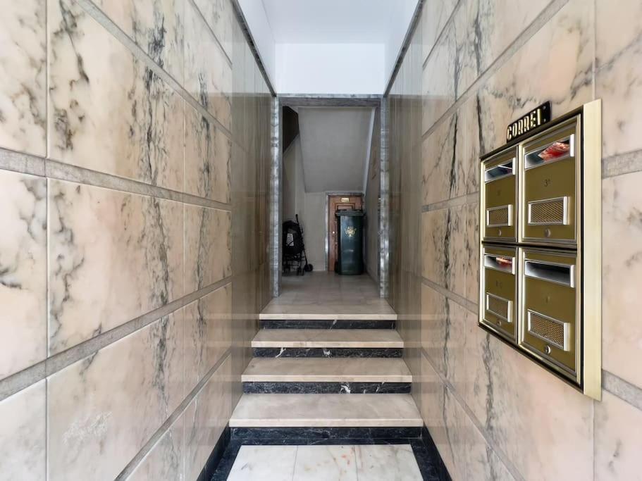 Ferienwohnung Olaias Lisbon 2 Bed Near Metro 2 Exterior foto