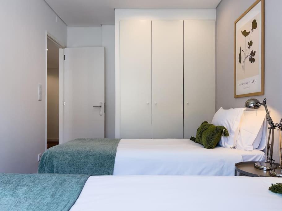 Ferienwohnung Olaias Lisbon 2 Bed Near Metro 2 Exterior foto